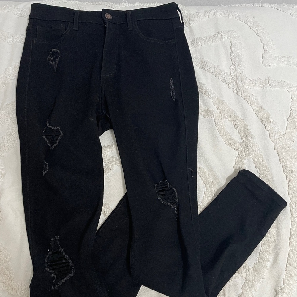 Black Hollister distressed jeans 5 Short